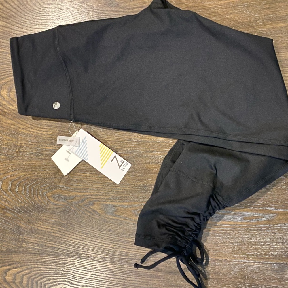 BNWT Zella Leggings that tie at the ankle! - Picture 6 of 6